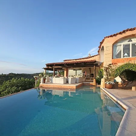Anna Bed & Breakfast 4*