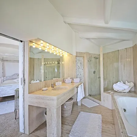 Anna Bed & Breakfast 4*